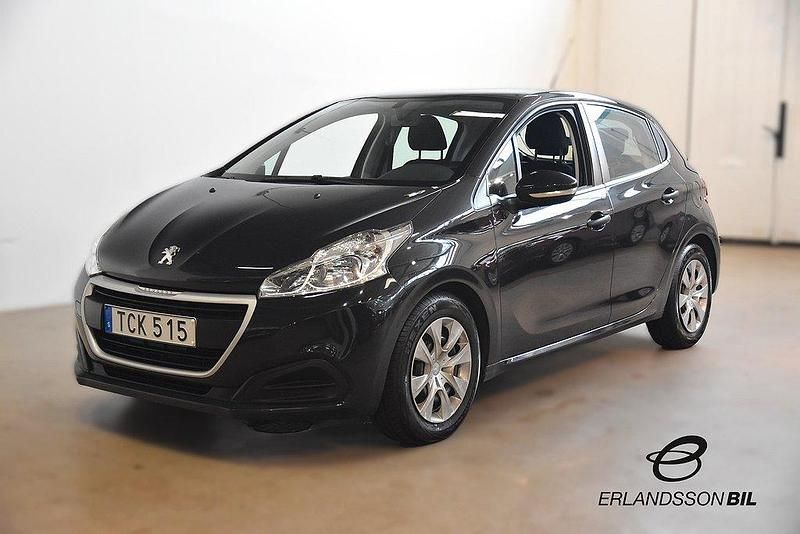 Mörkgrå (grå) Begagnad 2016 Peugeot 208 Halvkombi | 84 900 kr (Marknadspris) - Bild 1/4