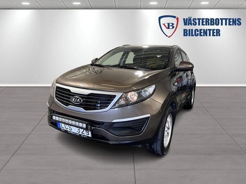 Begagnad Kia Sportage EX 136 HK (100 kW) 2011 Ljusbrun (brun) SUV
