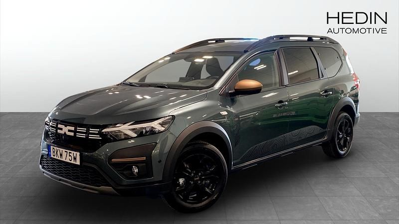 Grön (green) Ny 2025 Dacia Jogger Extreme Minibuss | 276 400 kr (Marknadspris) - Bild 1/4
