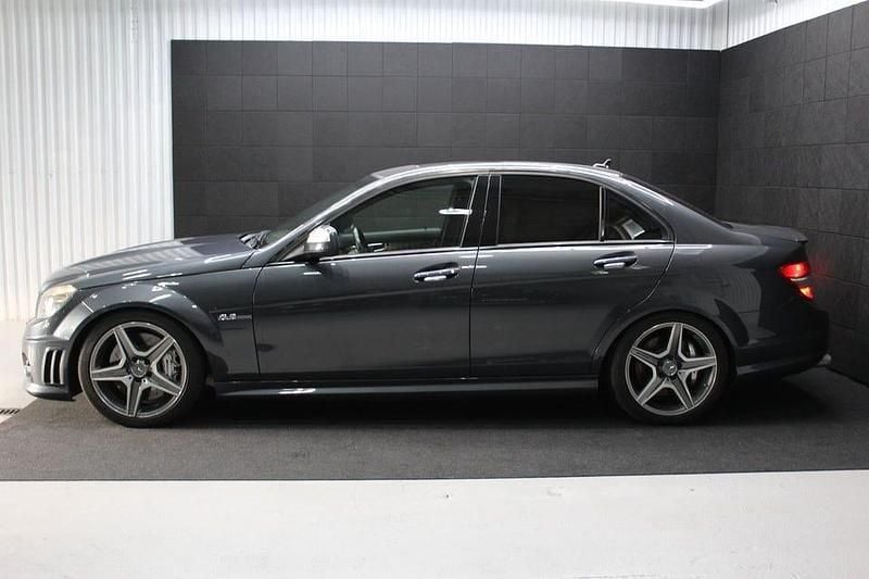 Begagnad Mercedes C63 AMG AMG 457 HK (336 kW) 2010 Mörkgrå (grå) Sedan