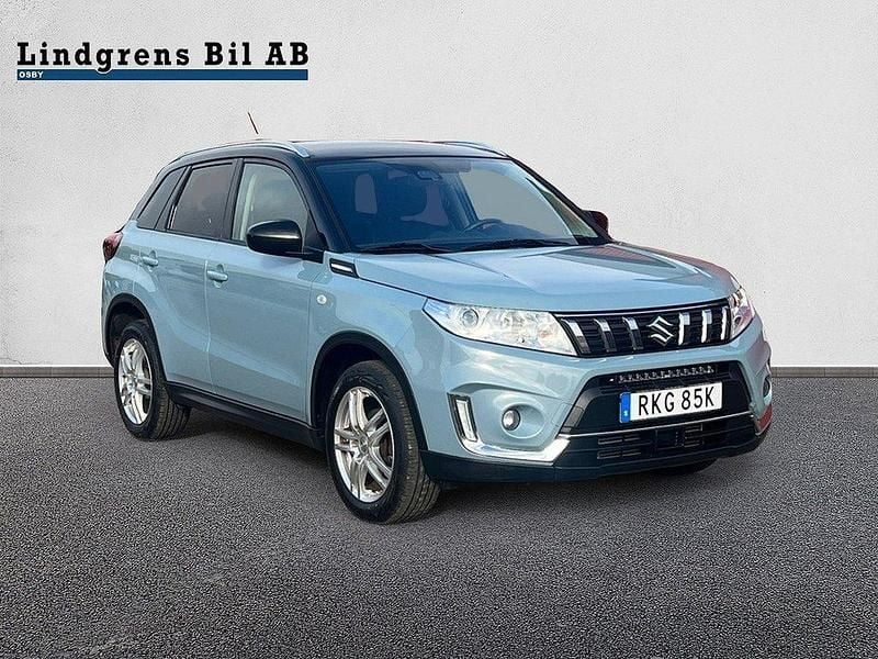 Blå/ svart Begagnad 2019 Suzuki Vitara SUV | 224 900 kr (Dyr) - Bild 1/4
