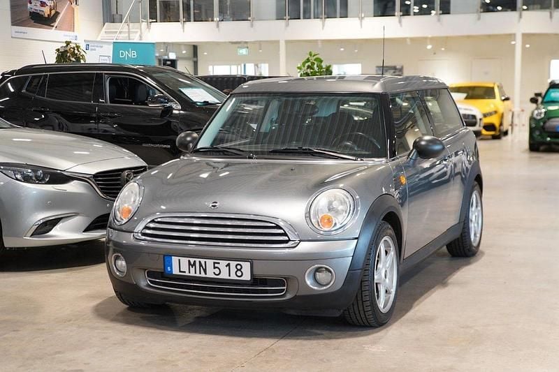 Mörkgrå Begagnad 2009 Mini One Clubman Pepper Kombi | 69 800 kr - Bild 1/4