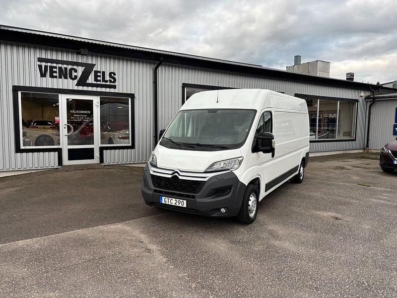 Vit Begagnad 2016 Citroën Jumper Minibuss | 109 000 kr (Lite dyr) - Bild 1/4