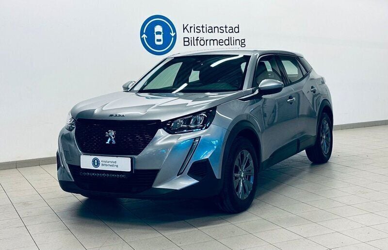 Grå Begagnad 2020 Peugeot 2008 Active SUV | 194 900 kr (Marknadspris) - Bild 1/4