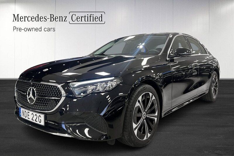 Svart Begagnad 2023 Mercedes E300 Sedan | 625 000 kr (Bra pris) - Bild 1/4