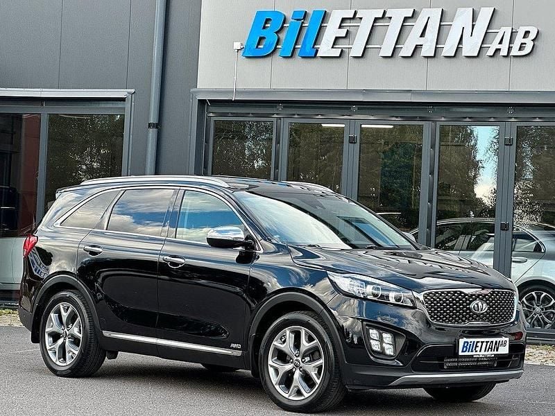 Svart Begagnad 2016 Kia Sorento SUV | 219 900 kr (Marknadspris) - Bild 1/4