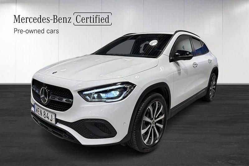 Begagnad Mercedes GLA250 Advanced 160 HK (117 kW) 2022 Vit SUV