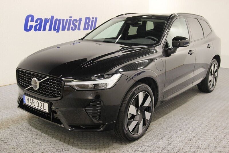 Svart (svart metallic) Begagnad 2025 Volvo XC60 Plus SUV | 635 000 kr (Dyr) - Bild 1/4