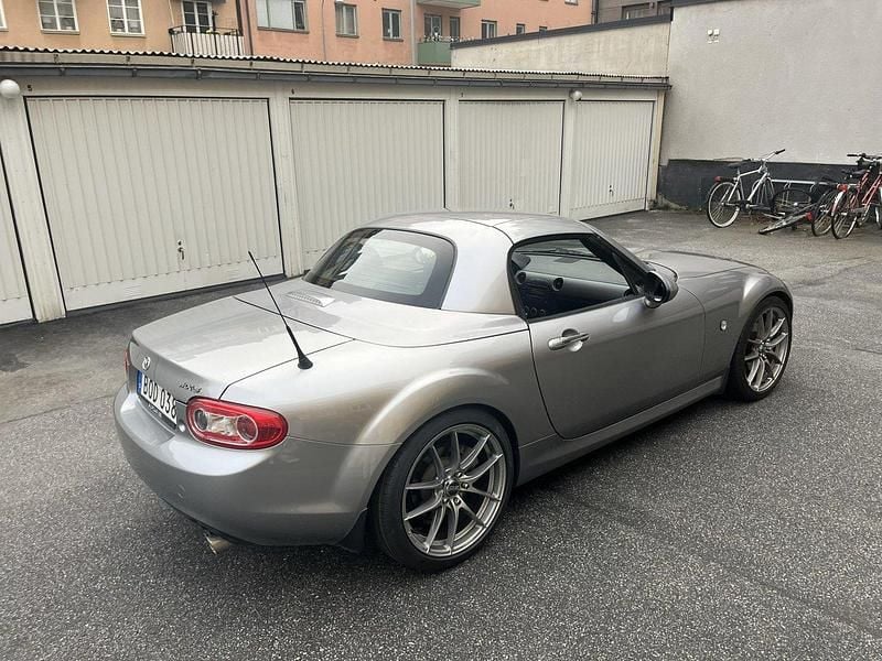 Silver Begagnad 2010 Mazda MX5 Cab | 137 500 kr (Bra pris) - Bild 1/4