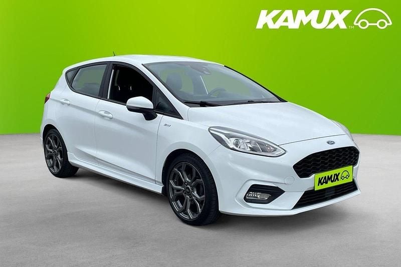 Vit Begagnad 2019 Ford Fiesta ST-Line Halvkombi | 127 900 kr (Marknadspris) - Bild 1/4