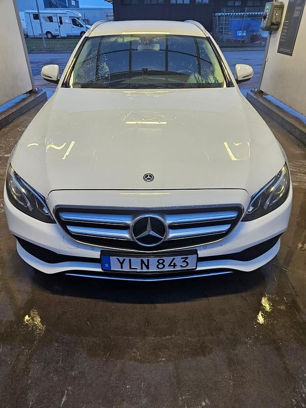 Begagnad Mercedes E220 194 HK (142 kW) 2018