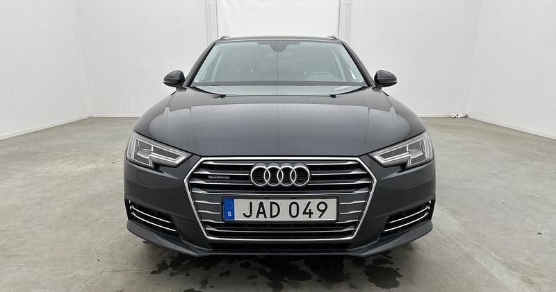 Grå Begagnad 2018 Audi A4 Proline Kombi | 215 000 kr (Marknadspris) - Bild 1/4