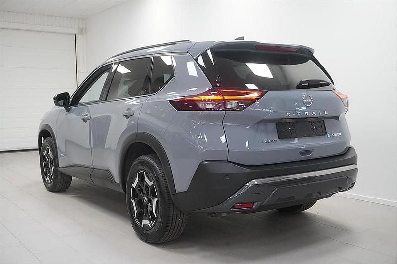 Begagnad Nissan X-Trail 158 HK (116 kW) 2024 Grå/silver SUV
