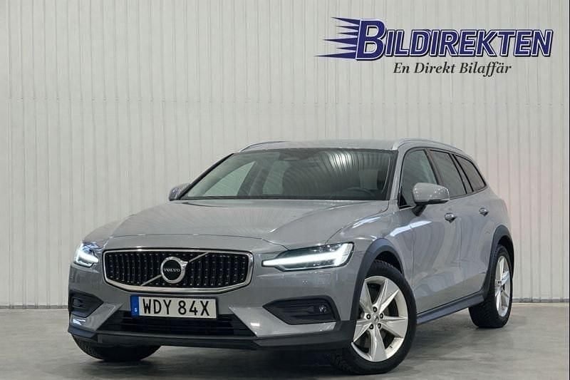 Begagnad Volvo V60 CC 197 HK (144 kW) 2023 Grå Kombi