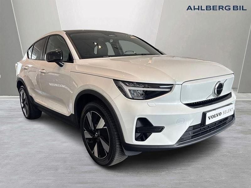 Vit Begagnad 2024 Volvo EC40 Core SUV | 459 500 kr (Dyr) - Bild 1/3