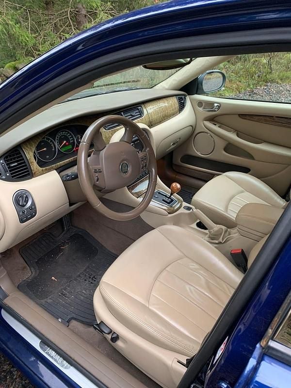 Begagnad 2005 Jaguar X-type Kombi | 39 000 kr - Bild 1/4