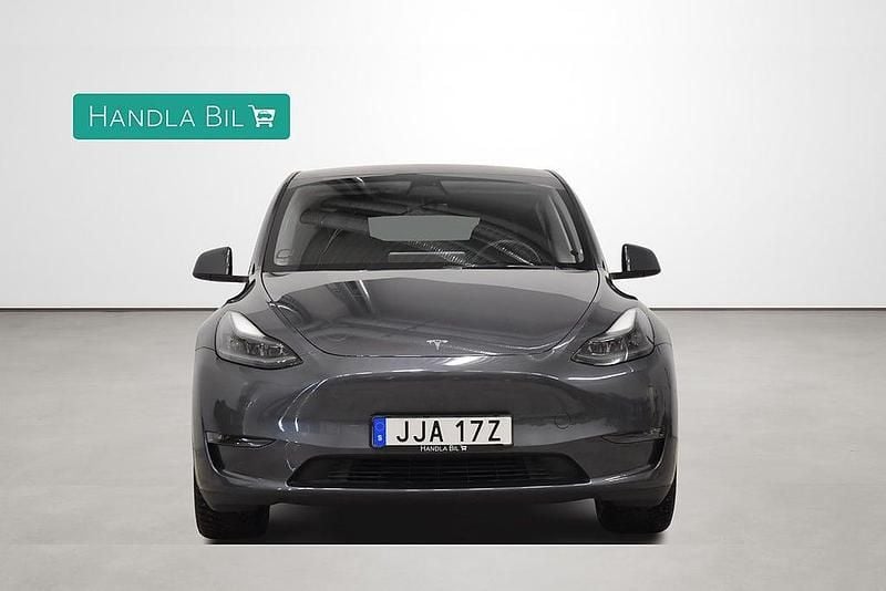 Begagnad Tesla Model Y Long Range AWD 378 kW (514 HK) 2023 Grå SUV