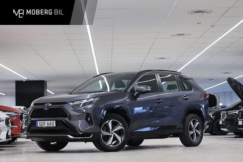 Grå Begagnad 2022 Toyota RAV4 Active | 349 900 kr (Marknadspris) - Bild 1/2