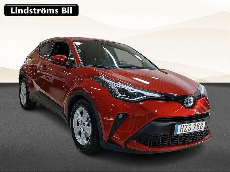 Begagnad Toyota C-HR Edition 124 HK (91 kW) 2023 Röd SUV
