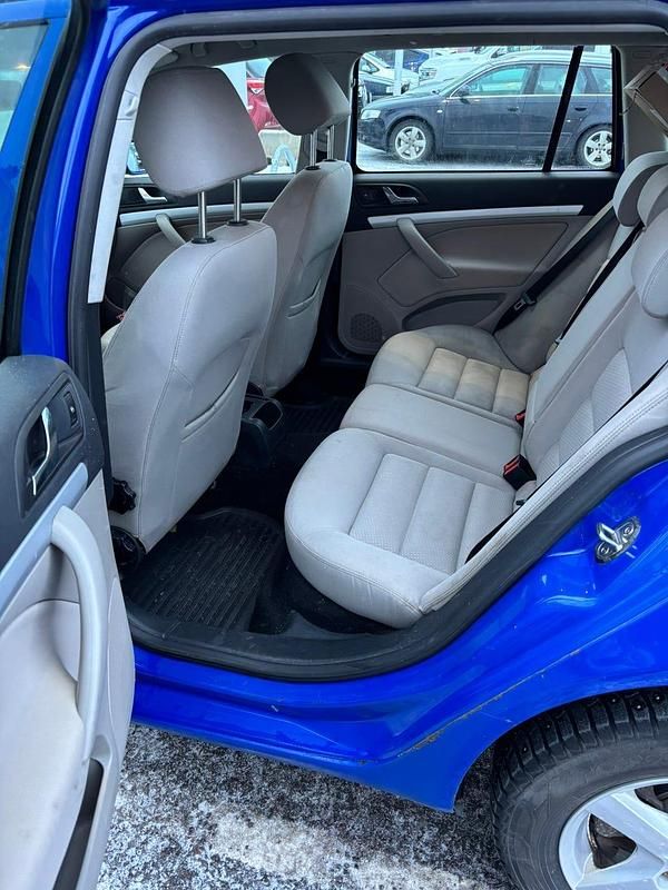 Begagnad Skoda Octavia 105 HK (77 kW) 2006 Kombi