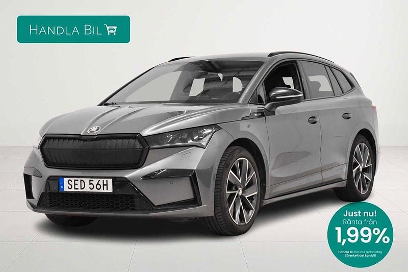 Grå Begagnad 2022 Skoda Enyaq iV SportLine SUV | 329 900 kr (Marknadspris) - Bild 1/3