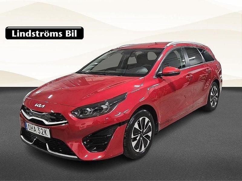 Röd Begagnad 2022 Kia Ceed Sportswagon Advance Kombi | 239 900 kr (Bra pris) - Bild 1/3