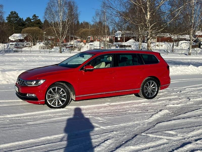 Begagnad VW Passat 190 HK (139 kW) 2017 Tornadoröd