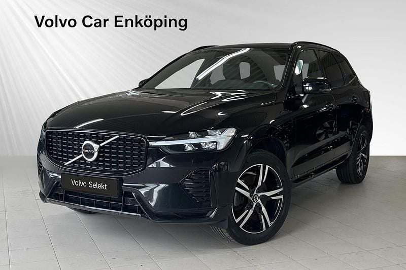 Svart Begagnad 2022 Volvo XC60 R-Design SUV | 439 900 kr (Marknadspris) - Bild 1/3