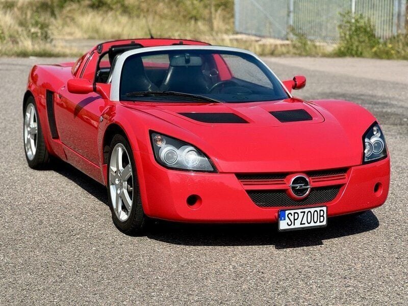 Röd Begagnad 2002 Opel Speedster Cab | 259 900 kr - Bild 1/4