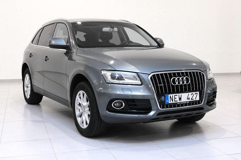 Grå Begagnad 2012 Audi Q5 Design SUV | 139 900 kr (Lite dyr) - Bild 1/4