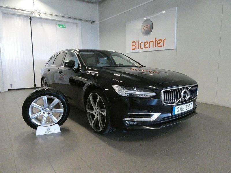 Svart Begagnad 2017 Volvo V90 Kombi | 209 900 kr (Lite dyr) - Bild 1/3