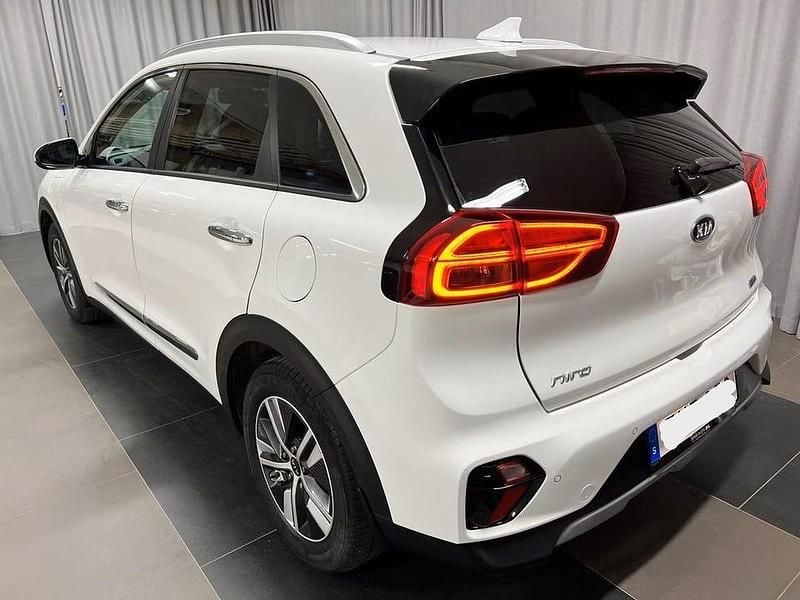 Begagnad Kia Niro Advance 141 HK (103 kW) 2020 Snow white pearl  vit pärlmetallic SUV