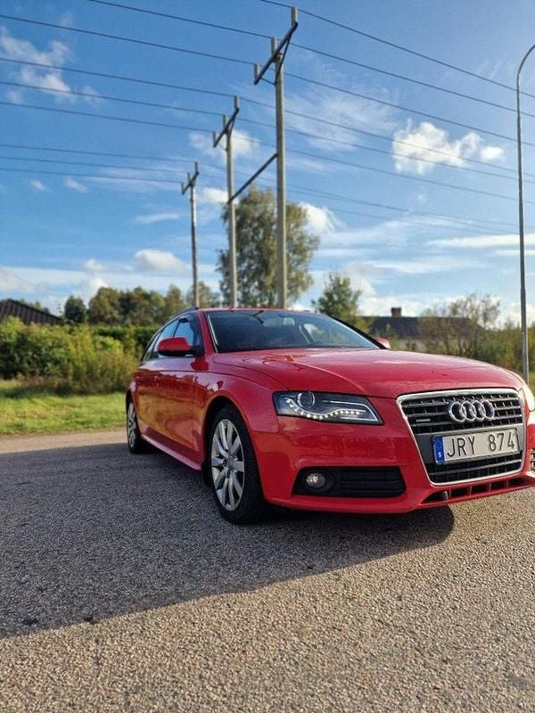 Röd Begagnad 2011 Audi A4 Kombi | 90 000 kr (Bra pris) - Bild 1/4