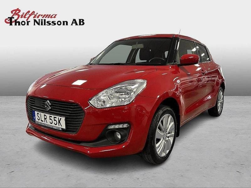 Röd Begagnad 2019 Suzuki Swift Halvkombi | 149 500 kr (Bra pris) - Bild 1/4
