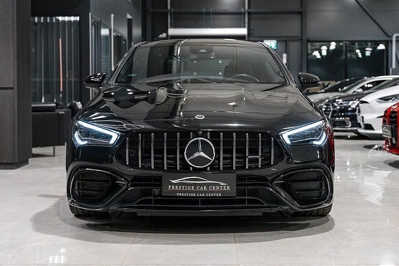 Begagnad Mercedes CLA45 AMG Premium Plus 388 HK (285 kW) 2021 Svart Sportkupé