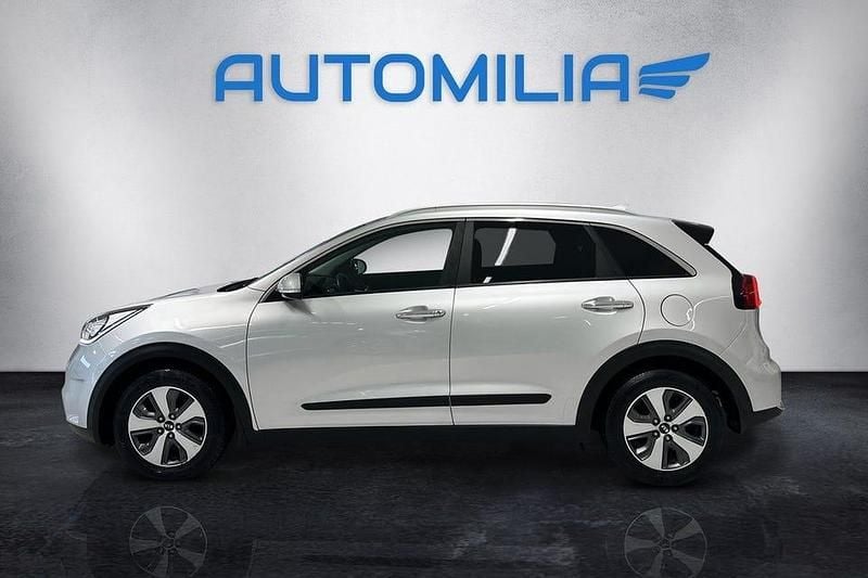Begagnad Kia Niro Advance 141 HK (103 kW) 2017 Grå SUV