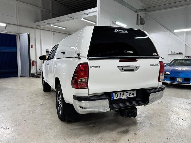 Begagnad Toyota HiLux 150 HK (110 kW) 2018 Vit Pickup