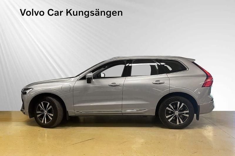 Begagnad Volvo XC60 Core 355 HK (261 kW) 2025 Silver SUV