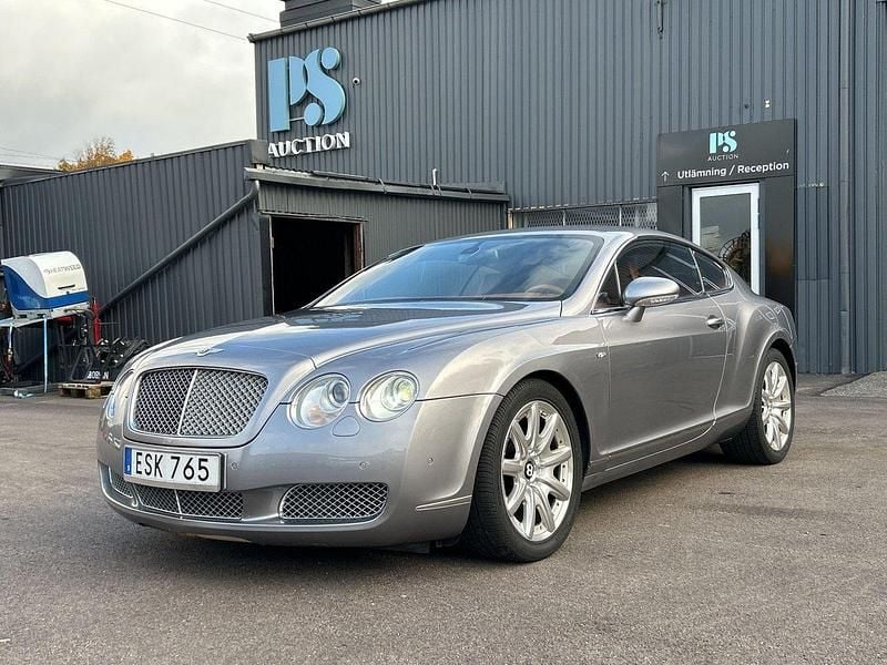 Silver Begagnad 2005 Bentley Continental Sedan | 245 000 kr - Bild 1/4