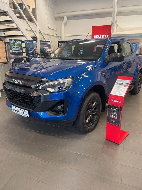 Blå Begagnad 2024 Isuzu D-Max Pickup | 653 500 kr (Superpris) - Bild 1/4