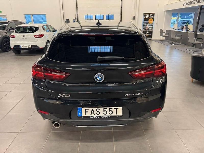 Begagnad BMW X2 M Sport 220 HK (161 kW) 2022 Black sapphire SUV