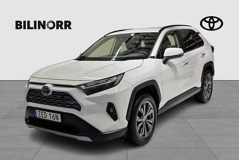 Vit Begagnad 2022 Toyota RAV4 Hybrid Executive SUV | 379 900 kr (Bra pris) - Bild 1/4
