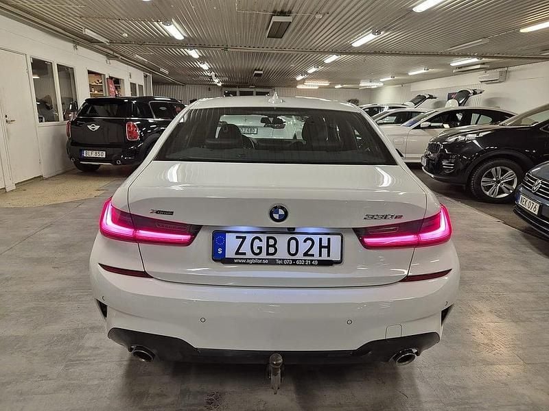 Begagnad BMW 330e M Sport 184 HK (135 kW) 2020 Vit Sedan