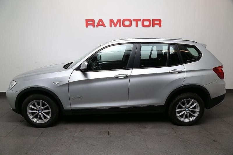 Begagnad BMW X3 184 HK (135 kW) 2012 Ljusgrå SUV