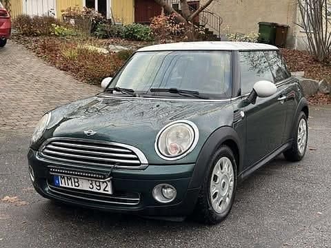 Begagnad 2007 Mini Cooper Halvkombi | 40 000 kr (Marknadspris) - Bild 1/4
