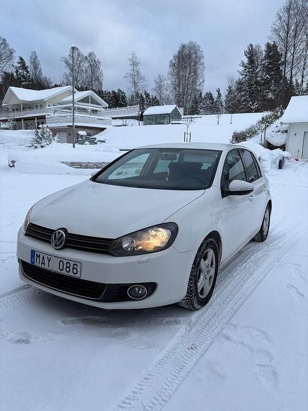 Begagnad VW Golf VII 140 HK (102 kW) 2012