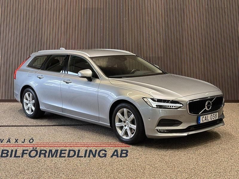 Silver Begagnad 2017 Volvo V90 Momentum Kombi | 158 500 kr (Marknadspris) - Bild 1/4