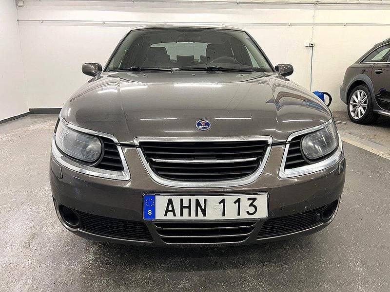 Mörkbrun Begagnad 2007 Saab 9-5 Linear Sedan | 59 500 kr - Bild 1/4