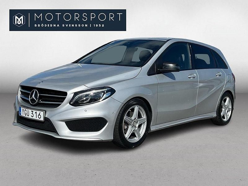 Silver (silver metallic) Begagnad 2016 Mercedes B200 AMG Minibuss | 199 900 kr (Lite dyr) - Bild 1/3