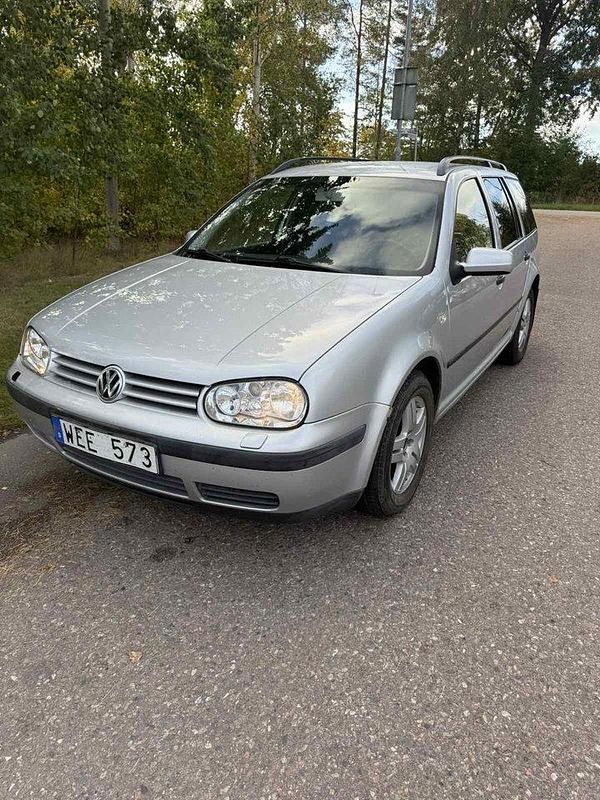 Silver Begagnad 2004 VW Golf IV Ocean Kombi | 17 999 kr (Bra pris) - Bild 1/4